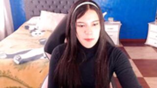 assu_18 showing her tits