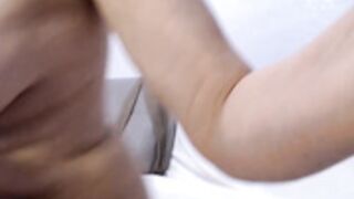 increible_della 20230330