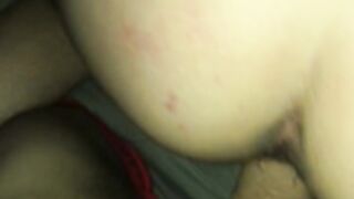 La invito a casa y la culeo 2