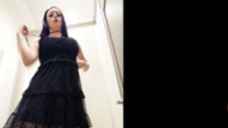 EVILYN try black dress (no sound)