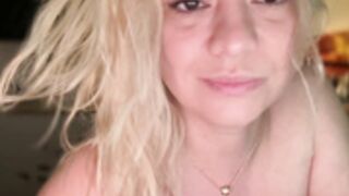 Kiradivine chaturbate 33