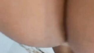 Viet_bunny something something smooch