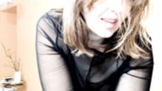 Braingirl  dancing in seetrough