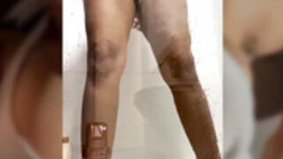 Naomi-Berlin Squirt on Glass