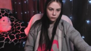 1i1ypa1mer being sick and crying