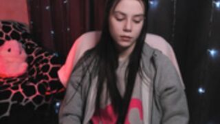 1i1ypa1mer being sick and crying