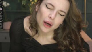 Lillykittie - Opps Sweet Nipple