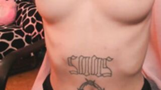 lilypa1mer boobs