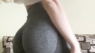 christin black onlyfans leggings