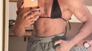 Leticia 8