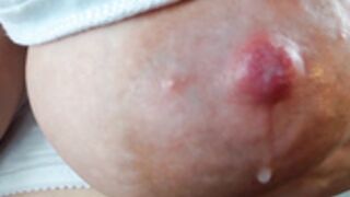 MaggieLandrin Breast Milk Pumping