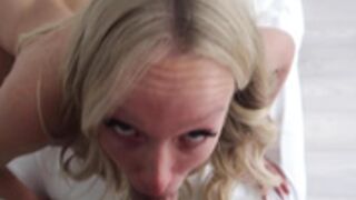 Gwen Gwiz - Morning blowjob