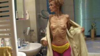 anorexic Inna 8t00135