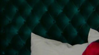 carla-daze vip dildo show