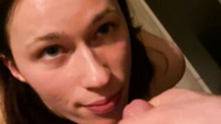 Celesteschmeckle Takes Facial Onlyfans