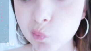 victoria_karma an article Lazy starts with her picture