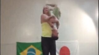 Amazon Anya vs tiny man