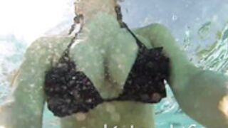 katee underwater pool topless