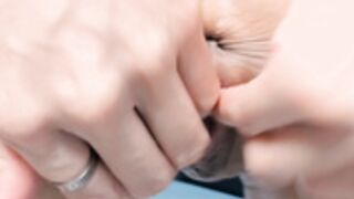 LucyNuty spread pussy open