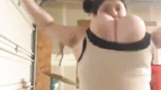 BG Jokaphotos bouncing her huge tits