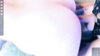 holy_rave and her elder sis do EO with strapon