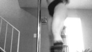 Mistybabyx Pole Dance 1