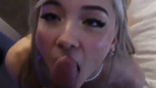 waifumiia izzybunnies