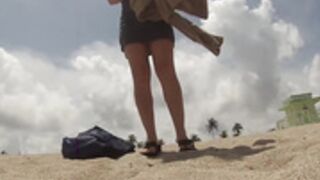 Beach voyeur w/ pee at the end
