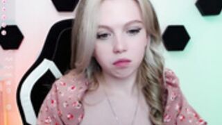 small_blondee 2023-03-27