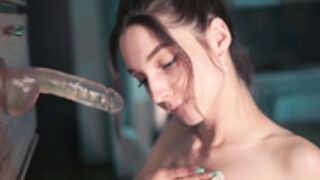 Angels_Kiss nikki show