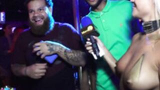 Jenny at Hot Shots Club