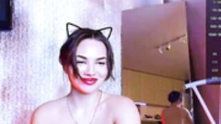 AnnyBerryX is back with her steamy Cunt aft 3yrs