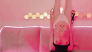 1i1ypa1mer headstand with boobs out