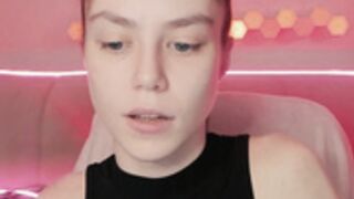 1i1ypa1mer cute face zoom 3