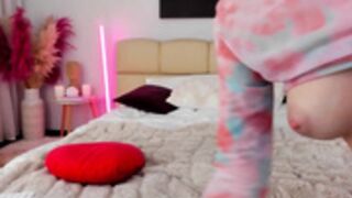 Li__Na Лера Зинченко ебёт за бабки все парней блядина