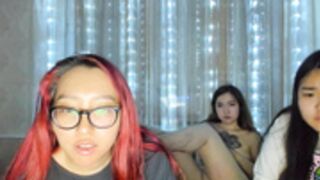 Couple_Assian Hidden Show Clip