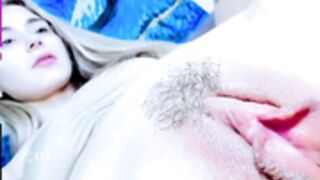 ommnia  2023-04-10  perfect moist twat flower