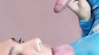 Hot bitch self sucking mm