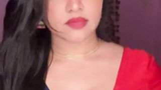 Unbelievable sexy aunty