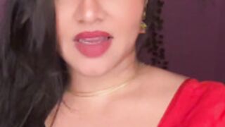 Unbelievable sexy aunty