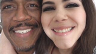 valenappi.19.04.13.fucking.dredd.for.the.first.time