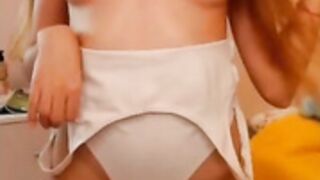 KatrinaMeow skirt n sexy pictures