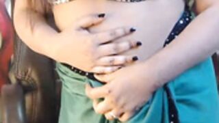 RiyaSharma101 peek her nipples