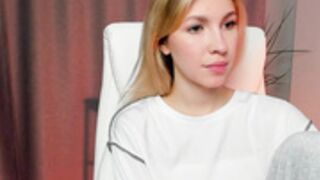 wnwcst April-14-2023 beauty undresses