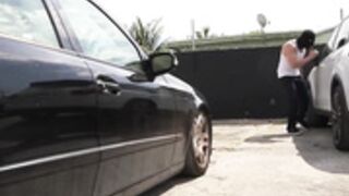 Mary Jane fucks a thief outdoor