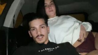 italina cojiendo en el coche