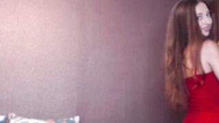 VeleryCute (sexy legs)