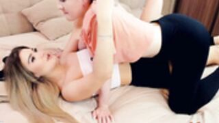 anna_mariia 5min kissing