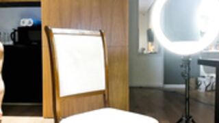 Aya_hitakayama ocean squirt on chair