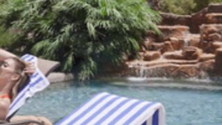 Jade Venus -  Jades Splashy DP (TransAngels.22.10.07.)